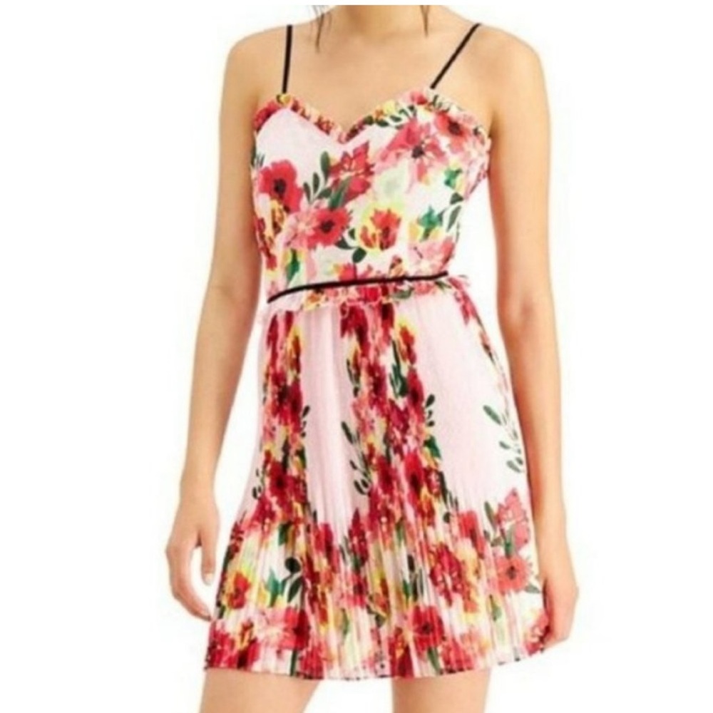 Foxie Dox floral pleated mini dress pink a-line dress.  Perfect for Summer!
